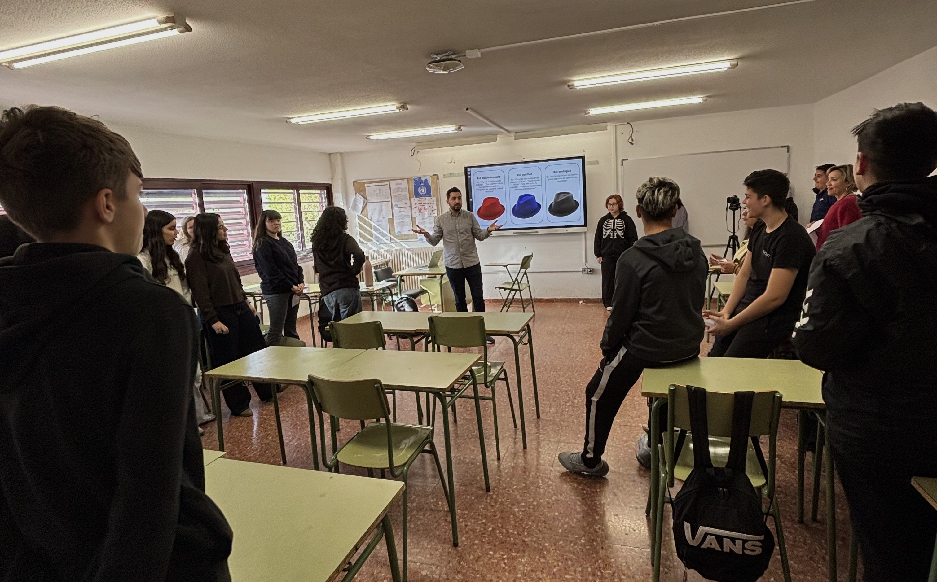 Sesión: juicio al odio